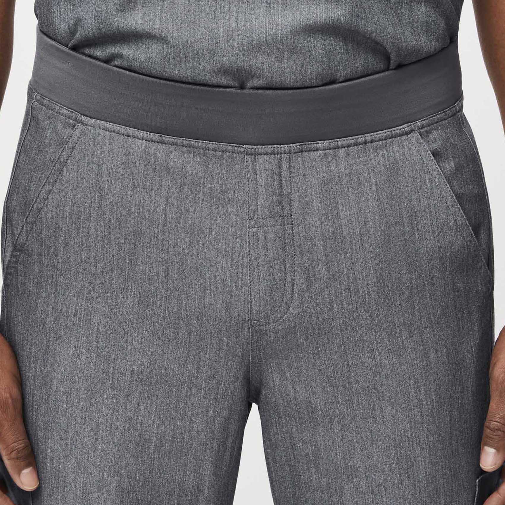 Men's Graphite Axim™ - Short Cargo Scrub Pants - Image 5