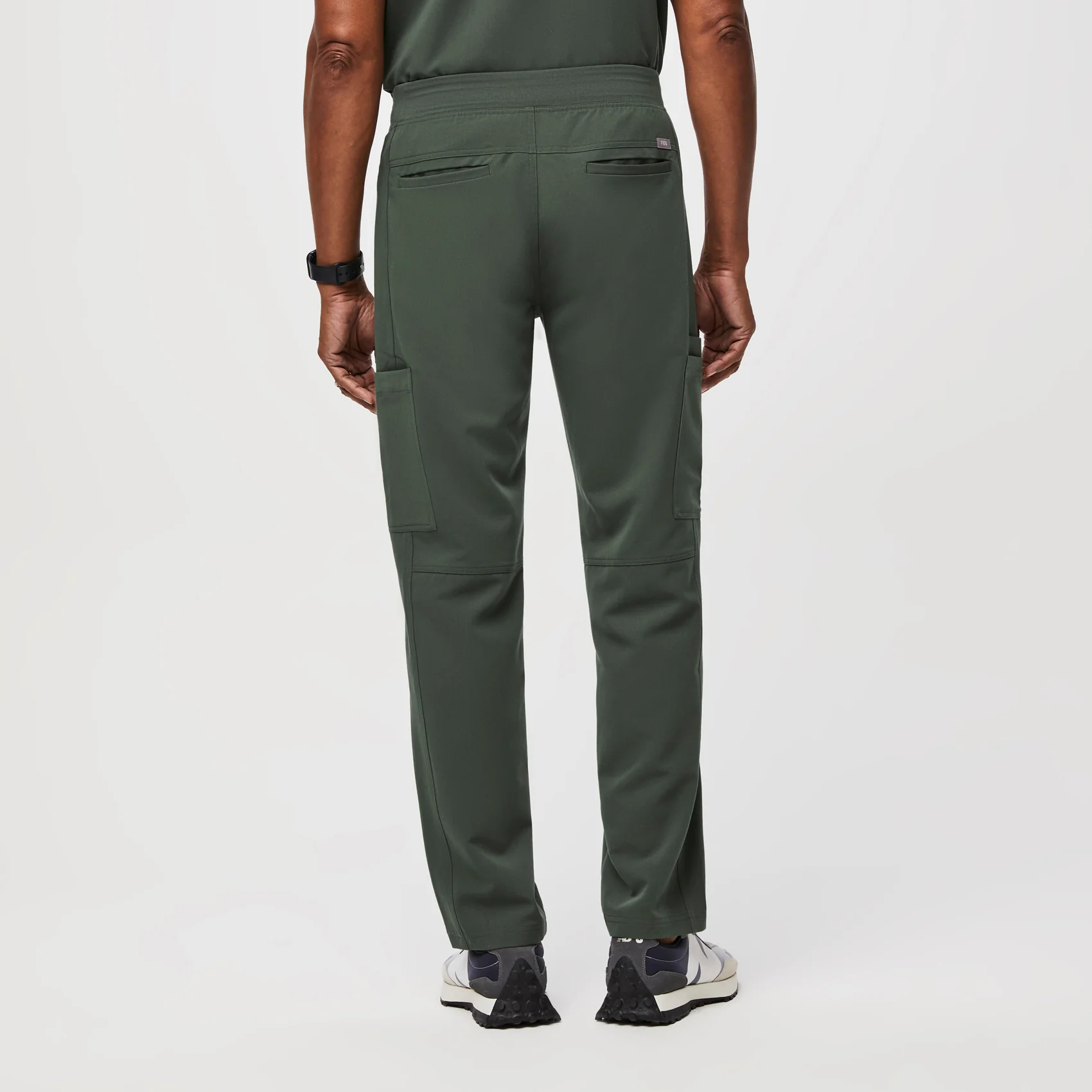 men's Moss Axim - Short Cargo Scrub Pant™ - Image 4