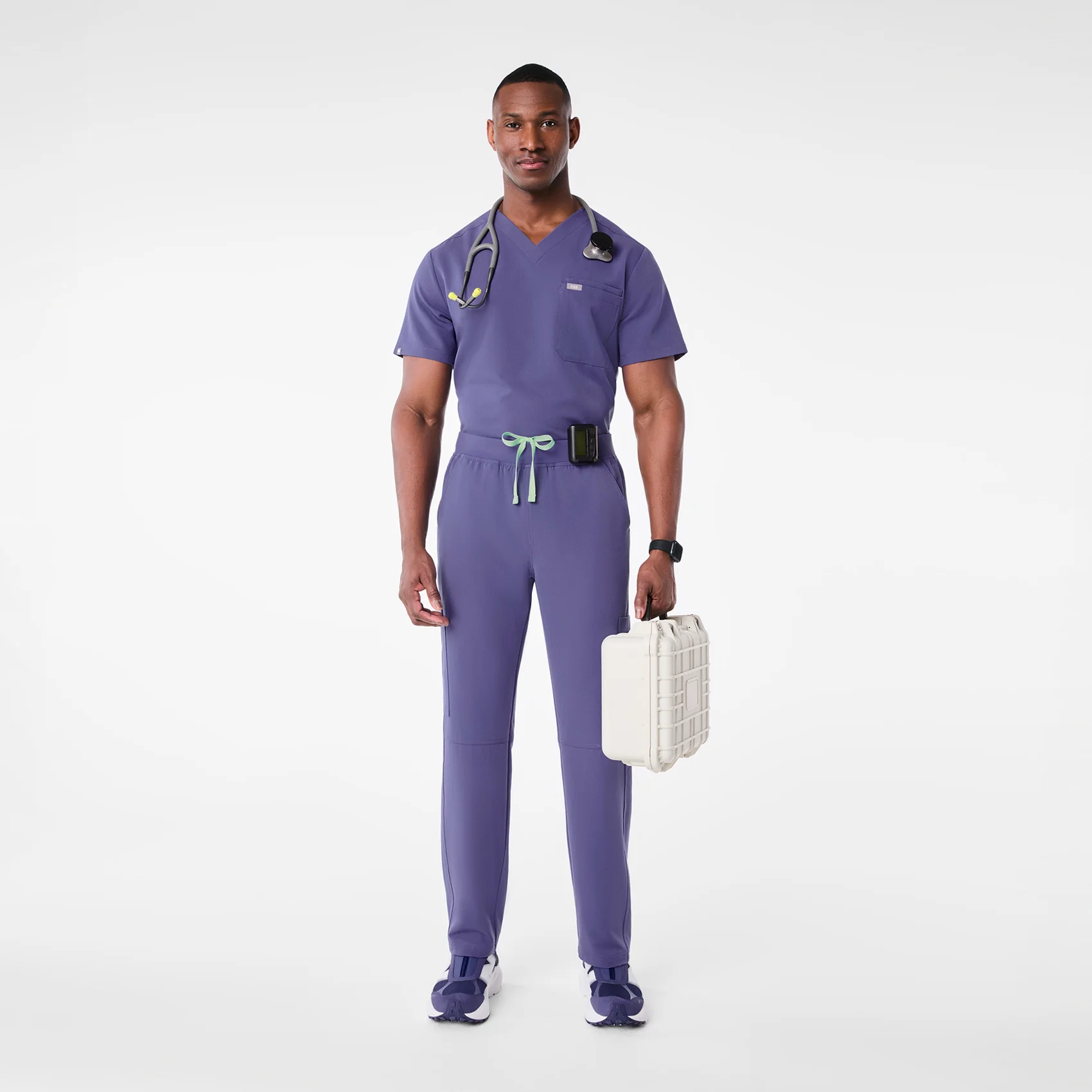 men's Wayfarer Axim - Short Cargo Scrub Pant™ - Image 2