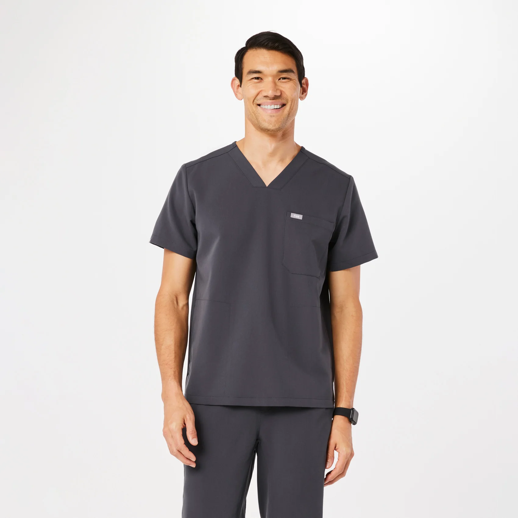 Men's Charcoal Chisec™ - Three-Pocket Scrub Top