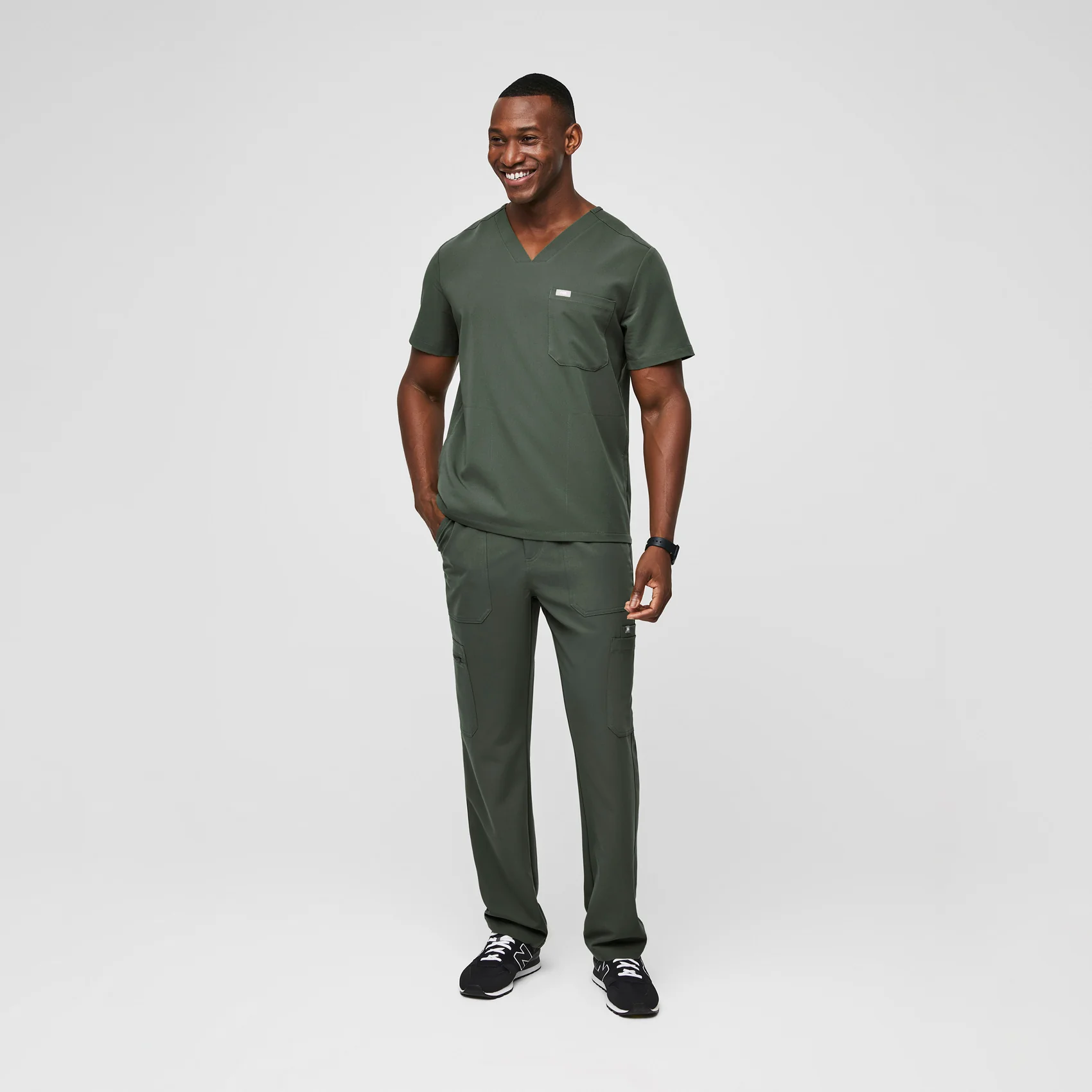 Men's Moss Chisec™ - Three-Pocket Scrub Top - Image 8