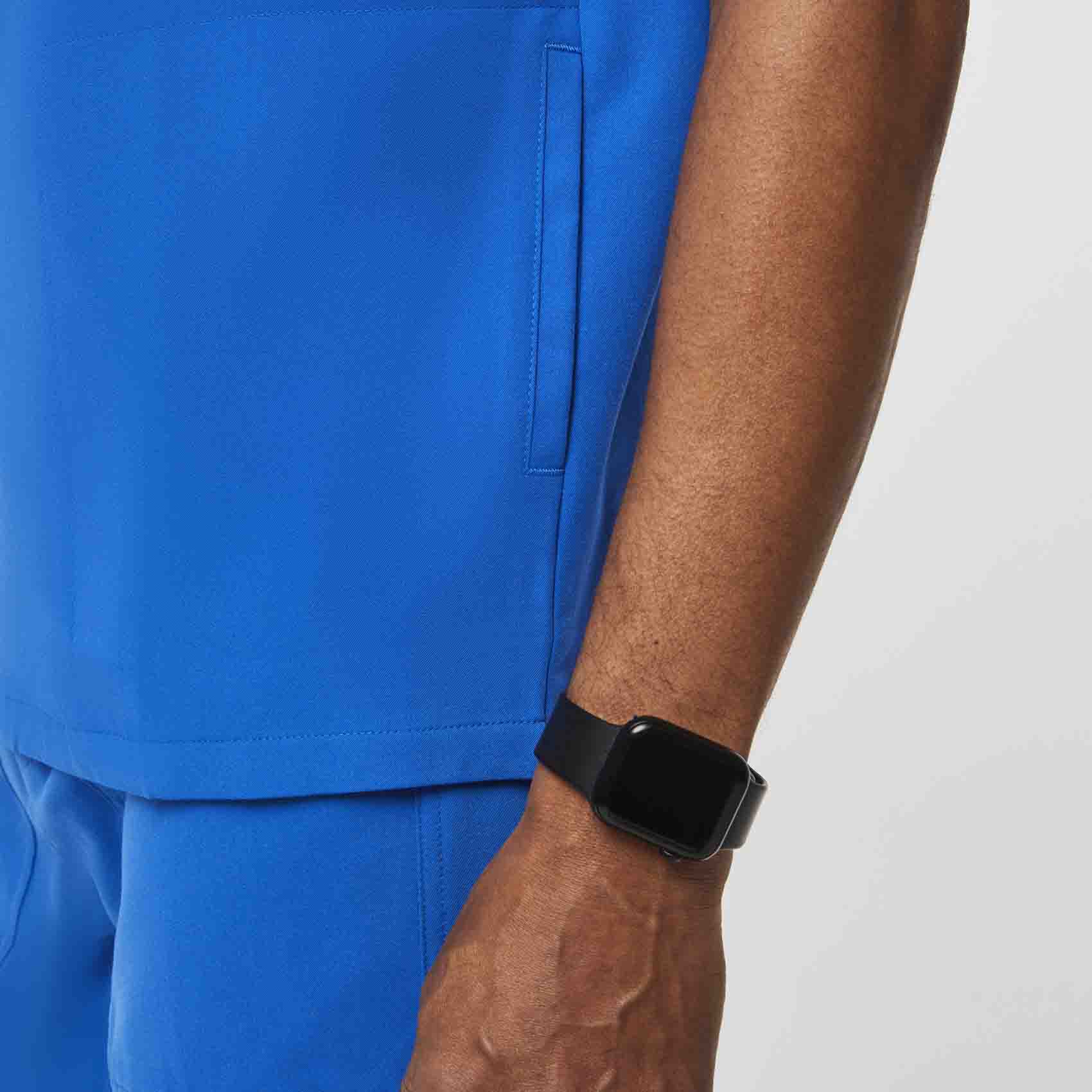 Men's Royal Blue Chisec™ - Three-Pocket Scrub Top - Image 5