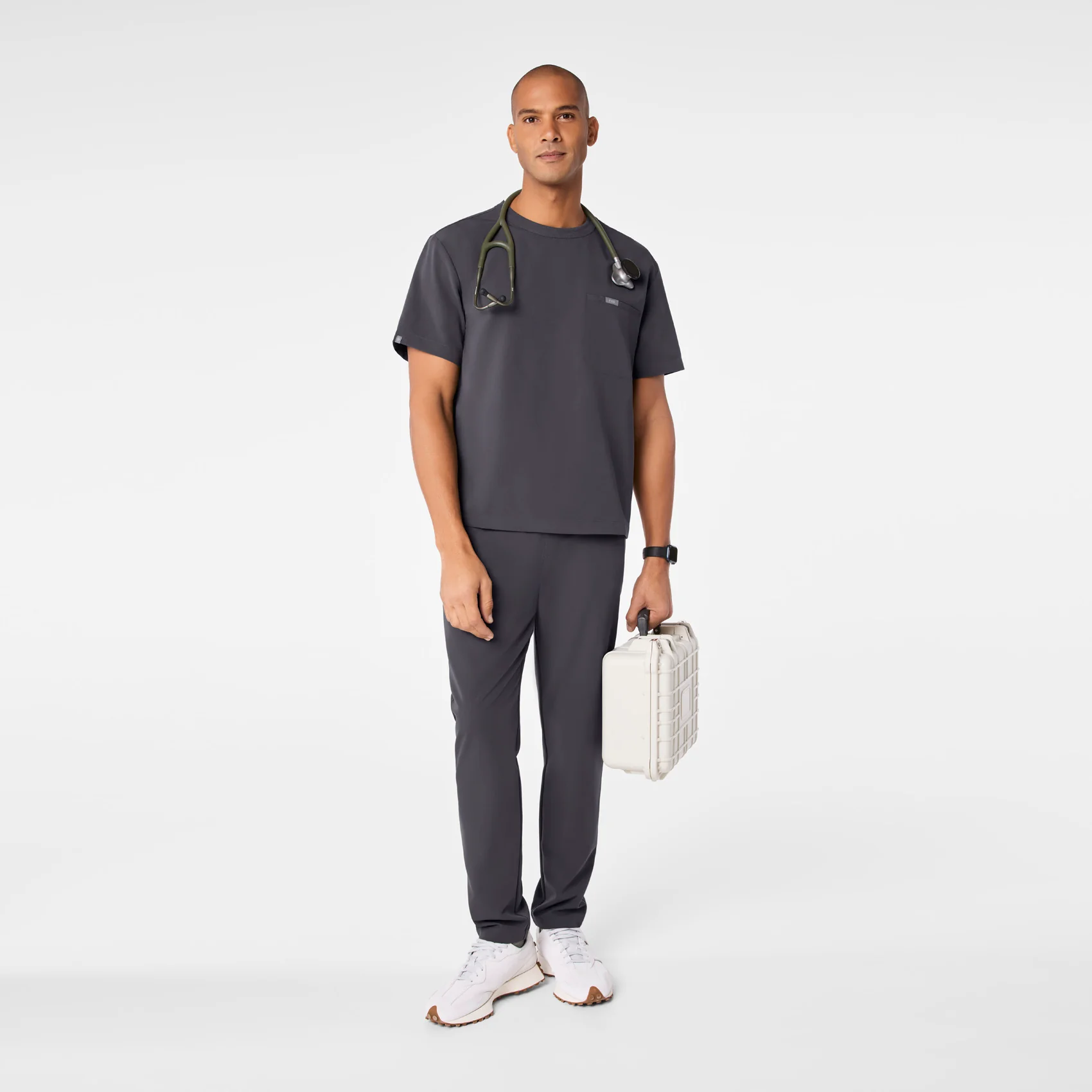 men's Charcoal Easton Relaxed - Crewneck Scrub Top - Image 2