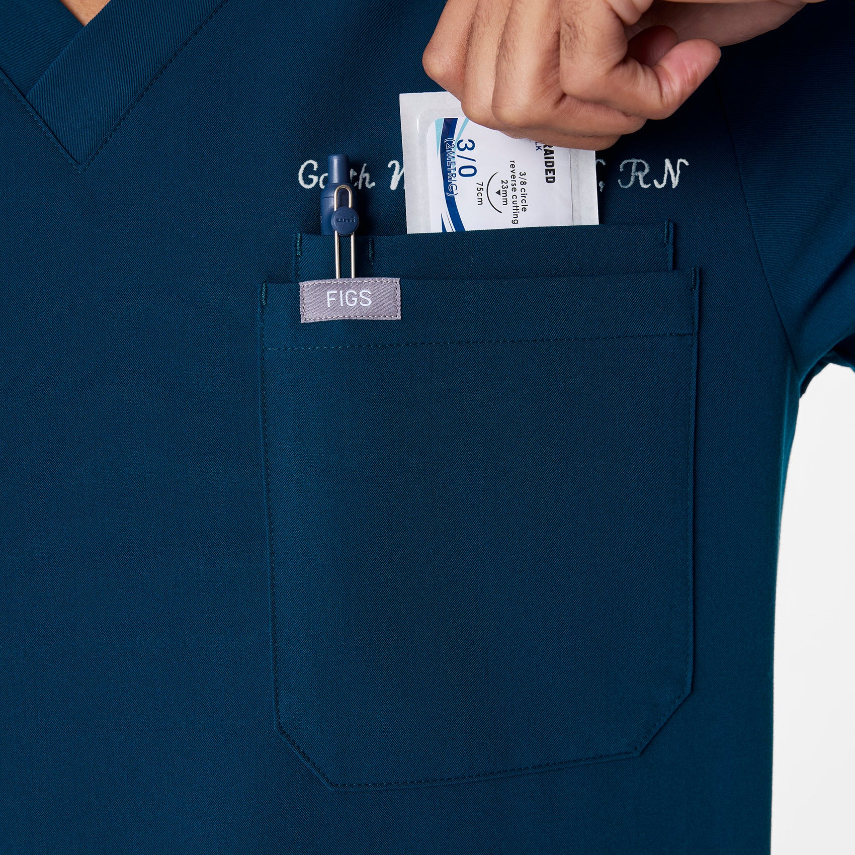 men's Deep Reef Leon - Three-Pocket Scrub Top™ - Image 6