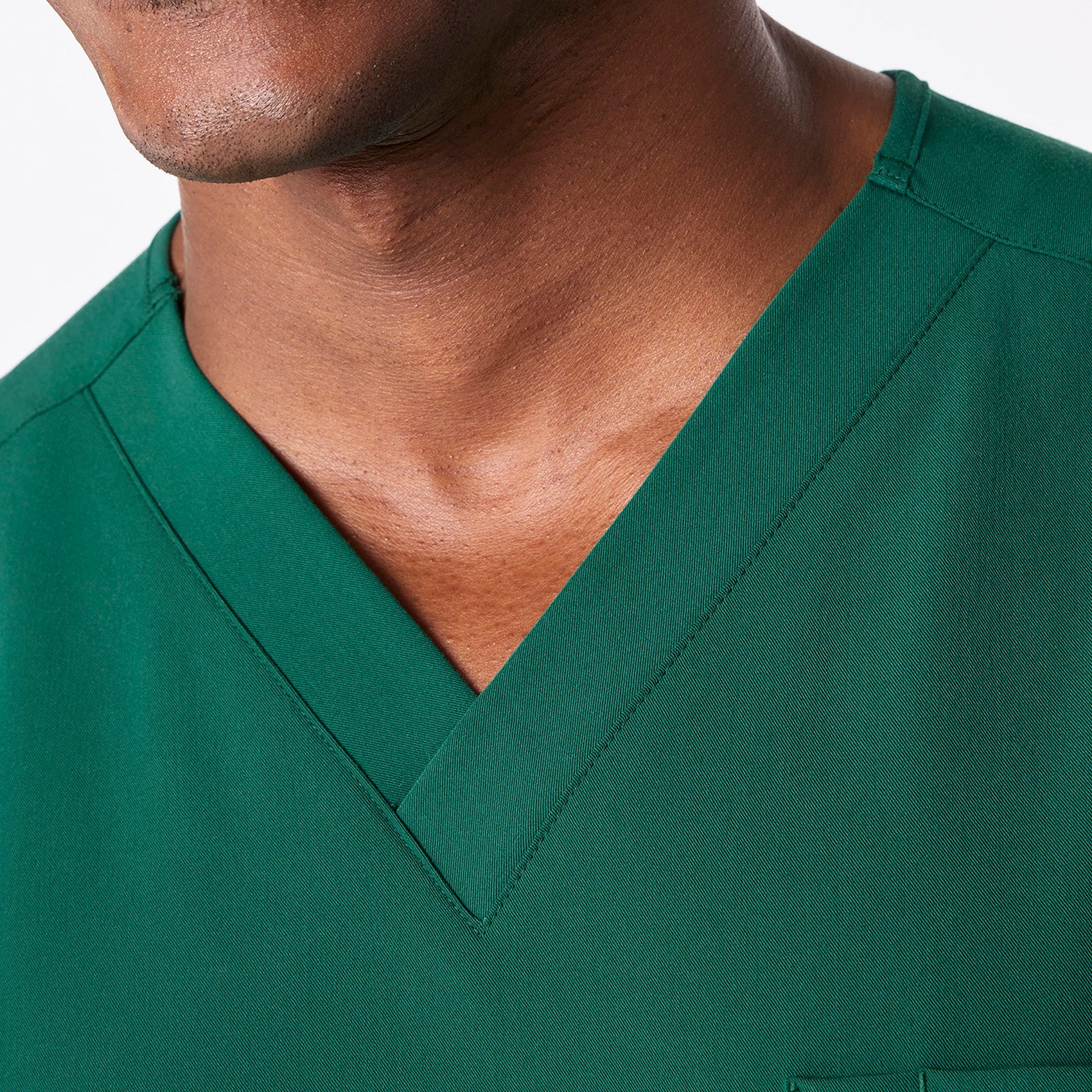 men's Hunter Green Leon - Three-Pocket Scrub Top™ - Image 5