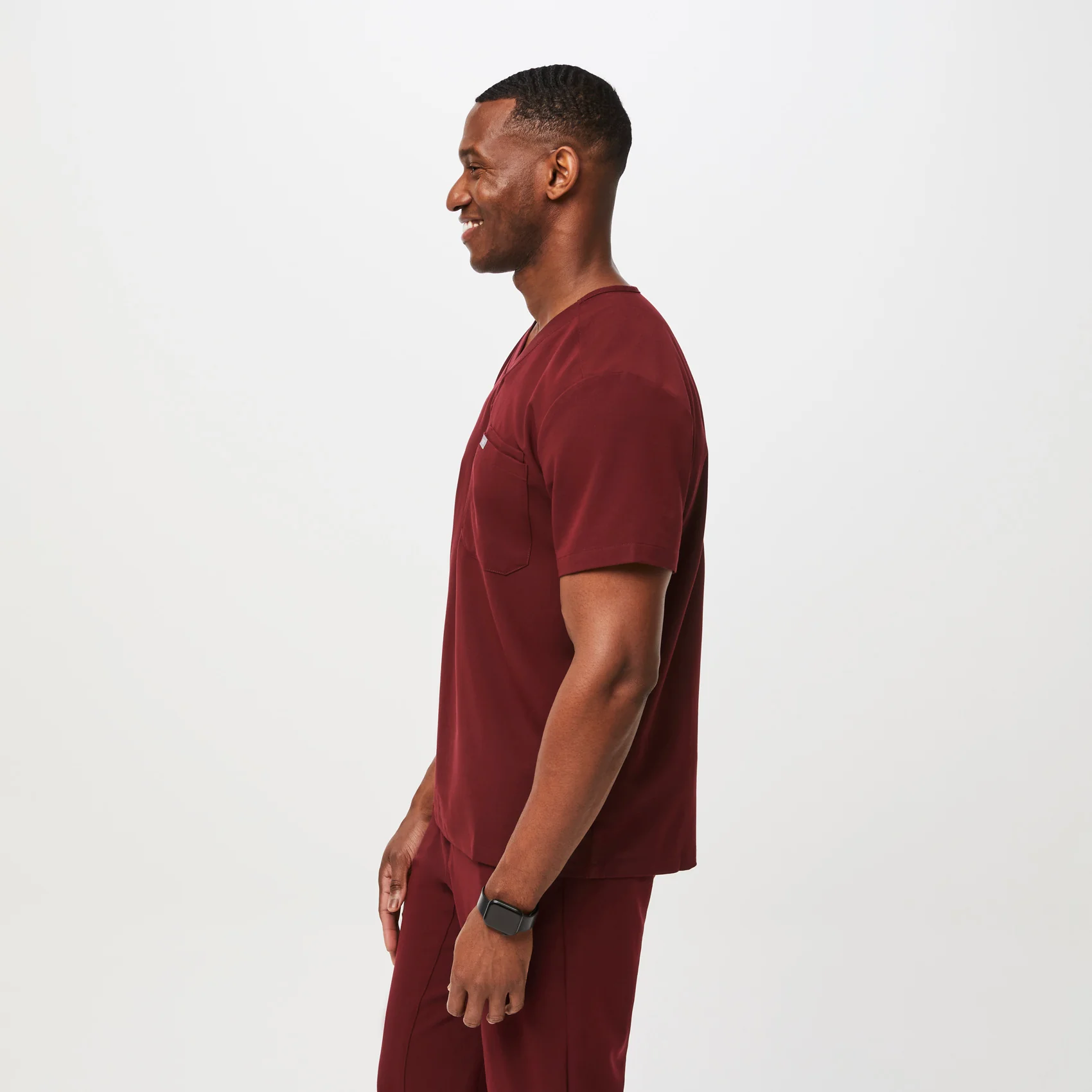 Men's Burgundy Leon™ - Three-Pocket Scrub Top - Image 3