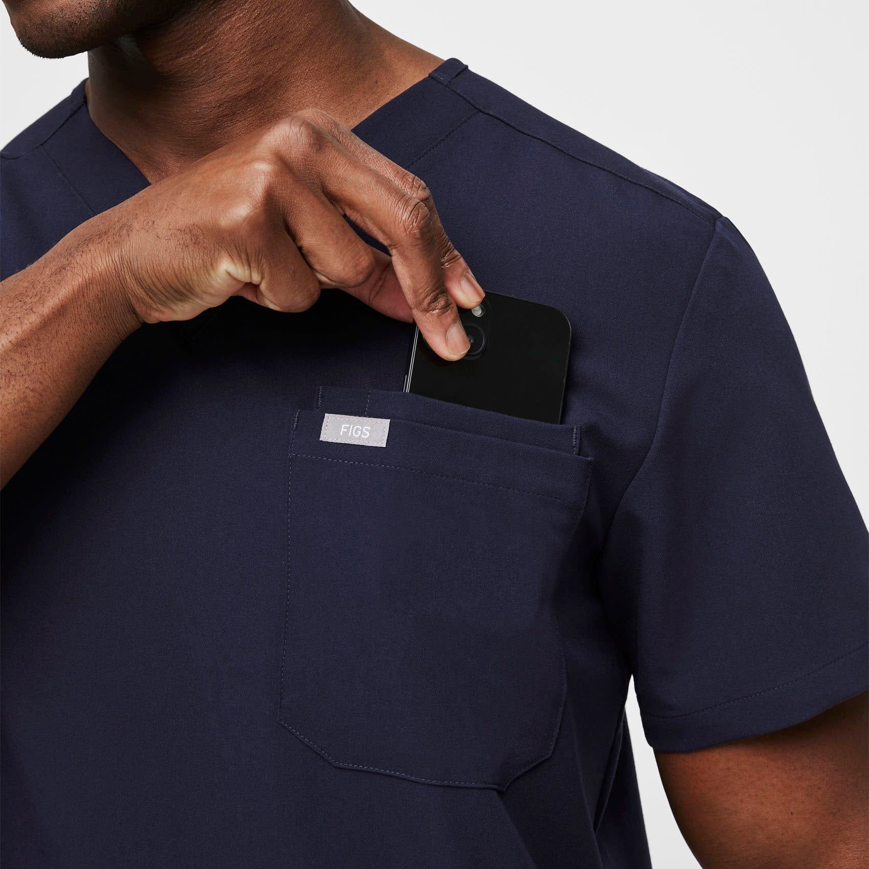 Men's Navy Leon™ - Three-Pocket Scrub Top - Image 5