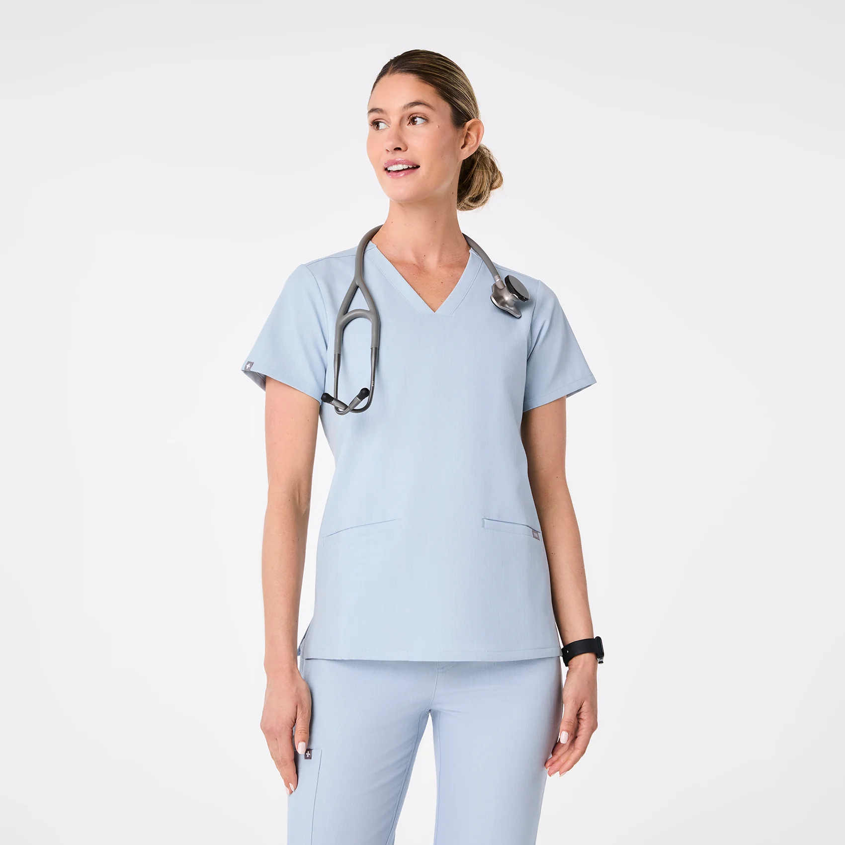 women's Chambray Casma - Three-Pocket Scrub Top™