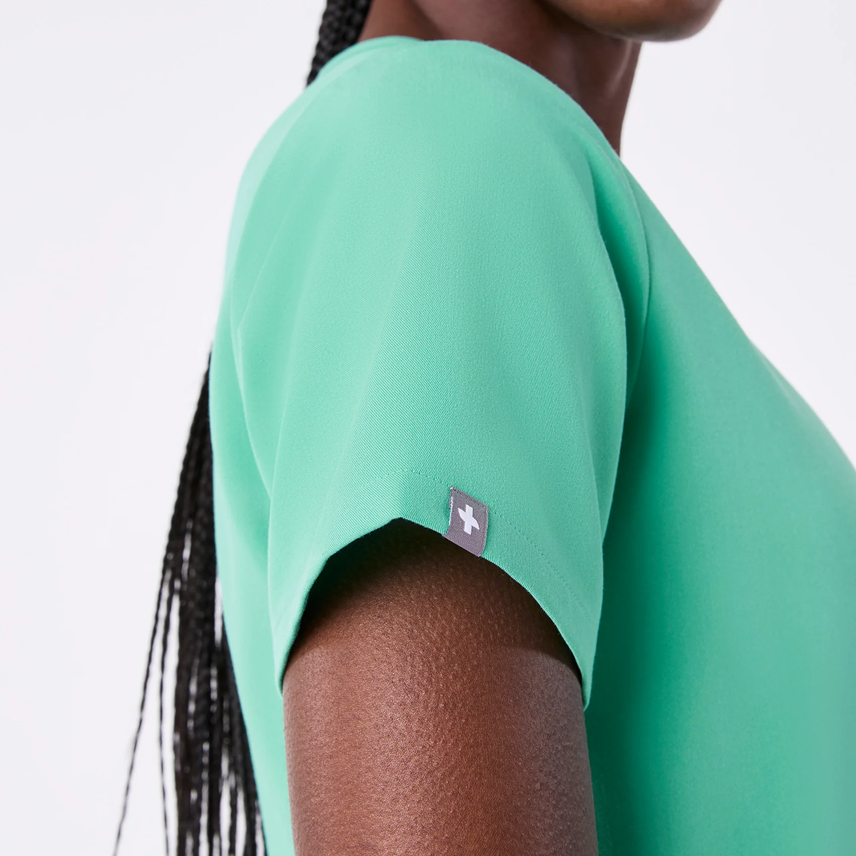 women's Surgical Green Casma - Three-Pocket Scrub Top™ - Image 7