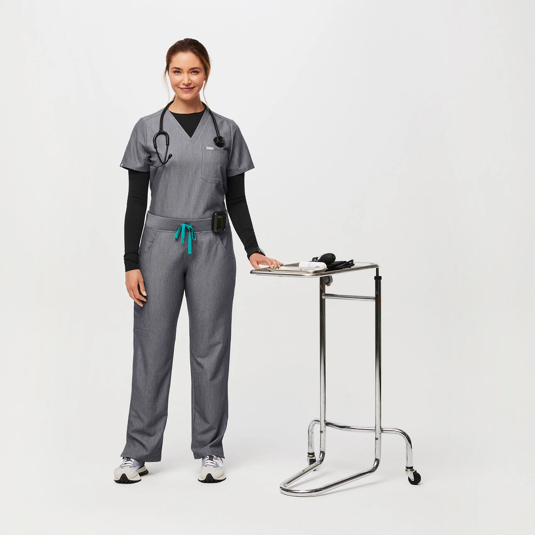 women's Graphite Kade™ - Petite Cargo Scrub Pants (3XL - 6XL) - Image 2