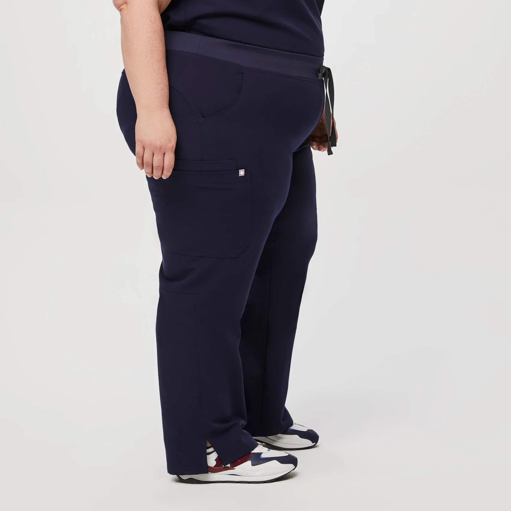 women's Navy Kade™ - Tall Cargo Scrub Pants (3XL - 6XL) - Image 3