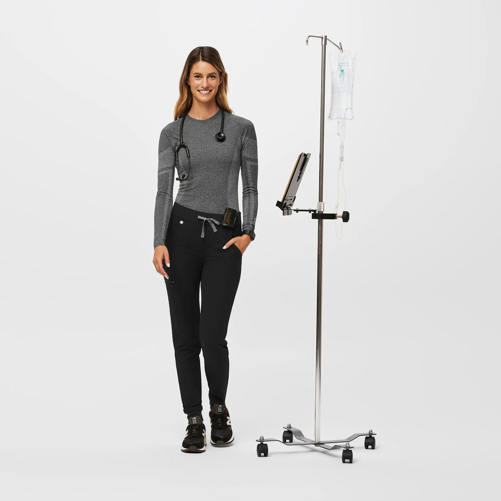 women's Graphite Salta Seamless - Longsleeve Underscrub - Image 2