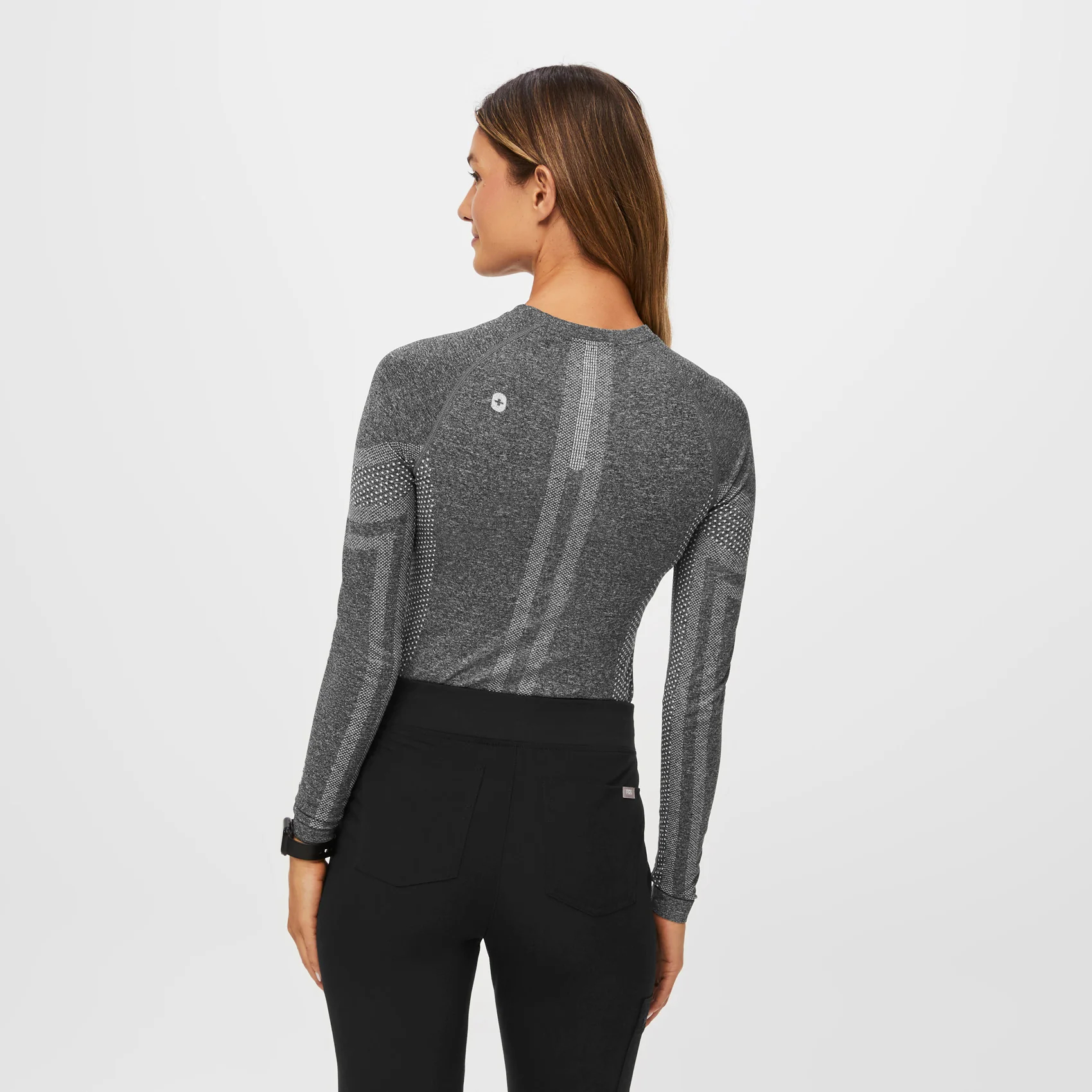 women's Graphite Salta Seamless - Longsleeve Underscrub - Image 4