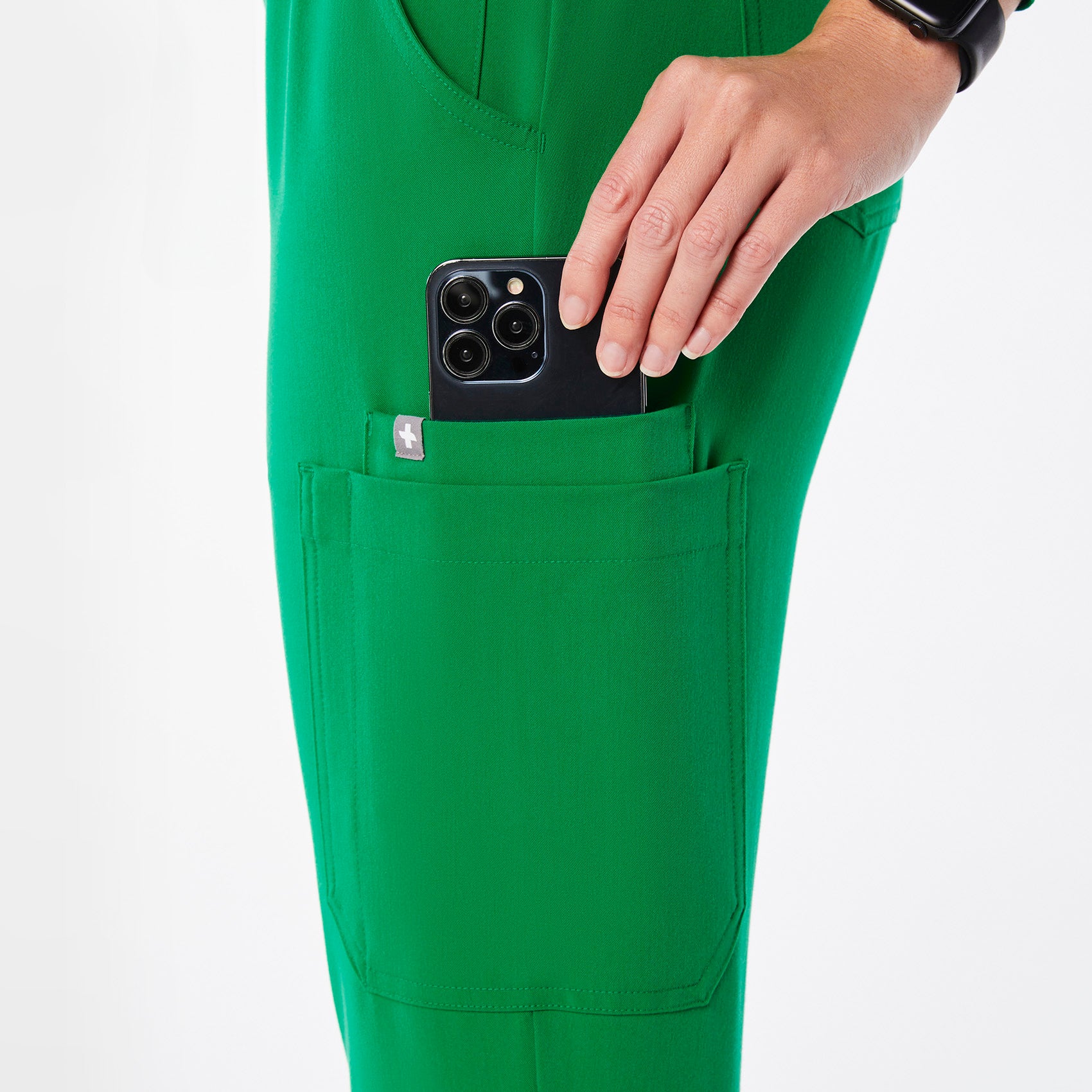 women's Evergreen Uman Relaxed Petite Jogger Scrub Pant - Image 8